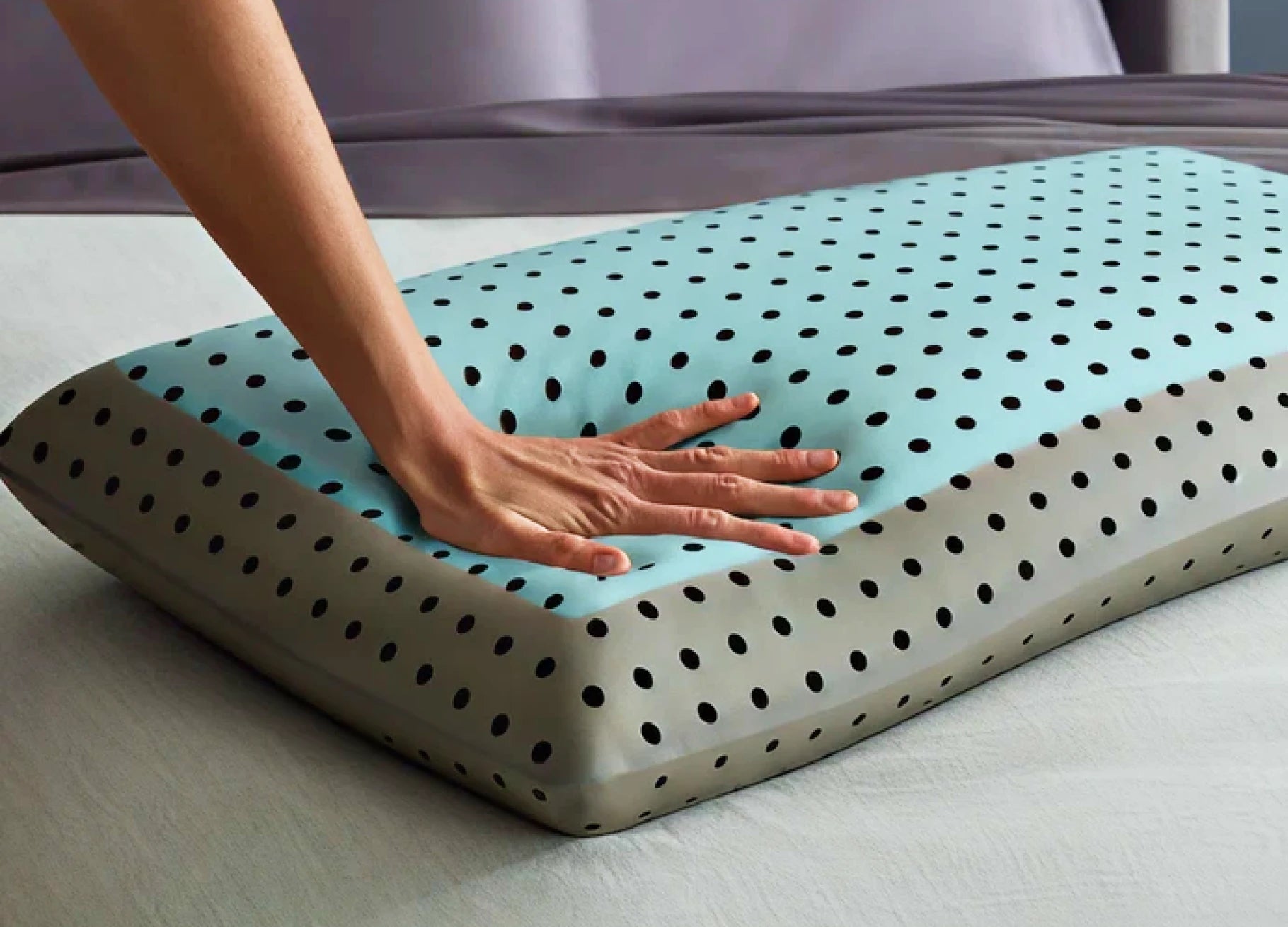 CarbonCool™ OmniPhase™ Pillow Advanced Cooling Comfort